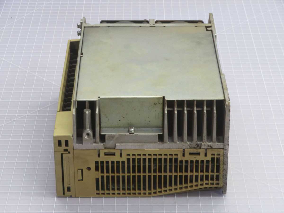 YASKAWA SGDM-20ADA SERVO DRIVE T260124 - SERVO