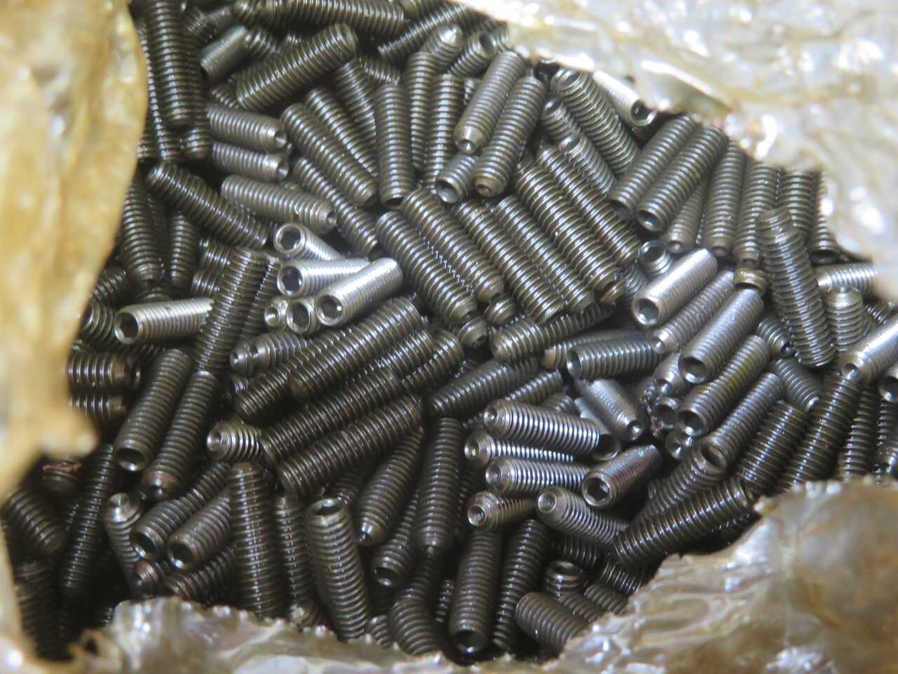 Lot Of 3000 CommScope C5C-C-IT-Setscrew Connectors - FIBER OPTIC CABLE