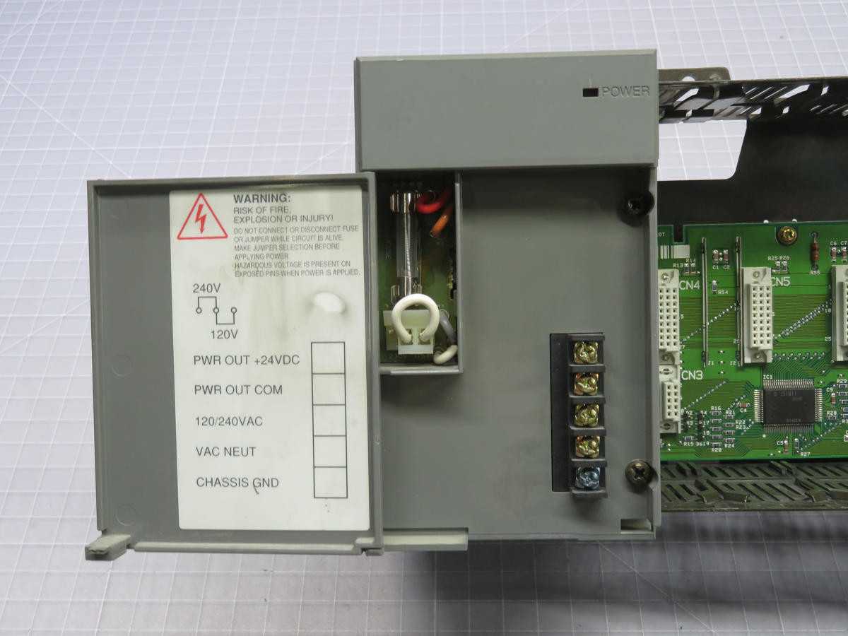 ALLEN BRADLEY 1746-A7 1746-P2 POWER SUPPLY 7-SLOT RACK T231360 - MISCELLANEOUS