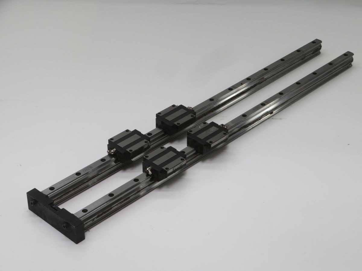 PAIR OF PMI MSA20R-N LINEAR RAIL GUIDES  W 4 MSA20E-N BEARINGS - LINEAR MOTION