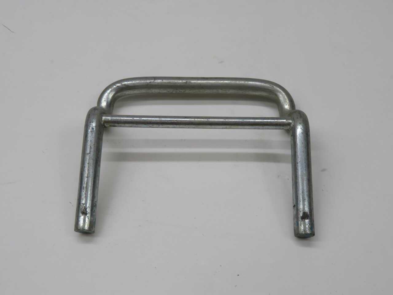 LOT OF 150 PALLET RACK RACKING CLIPS - RACKING