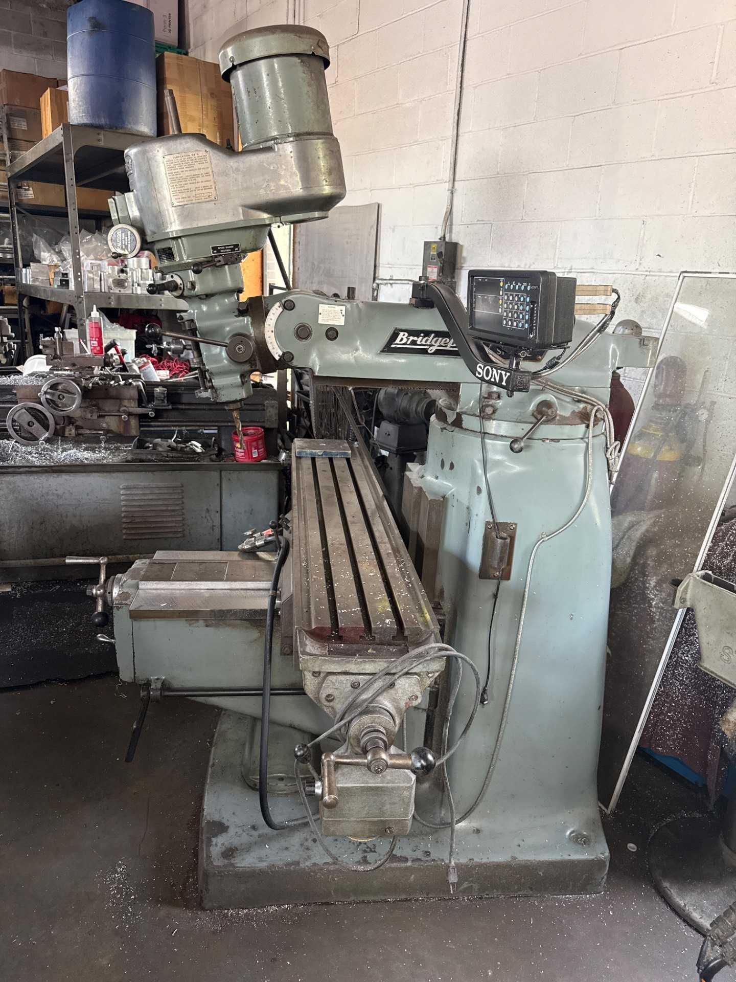 1980 Bridgeport Series II Special Vertical Milling Machine - VERTICAL MILLING MACHINES