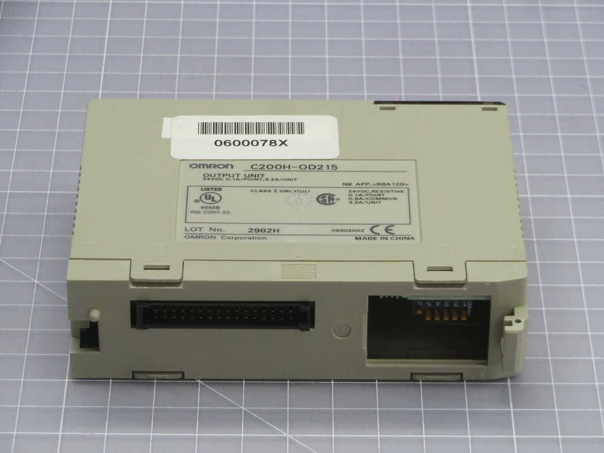 OMRON C200H-OD215 TRANSISTOR OUTPUT MODULE T242037 - PLC MODULES