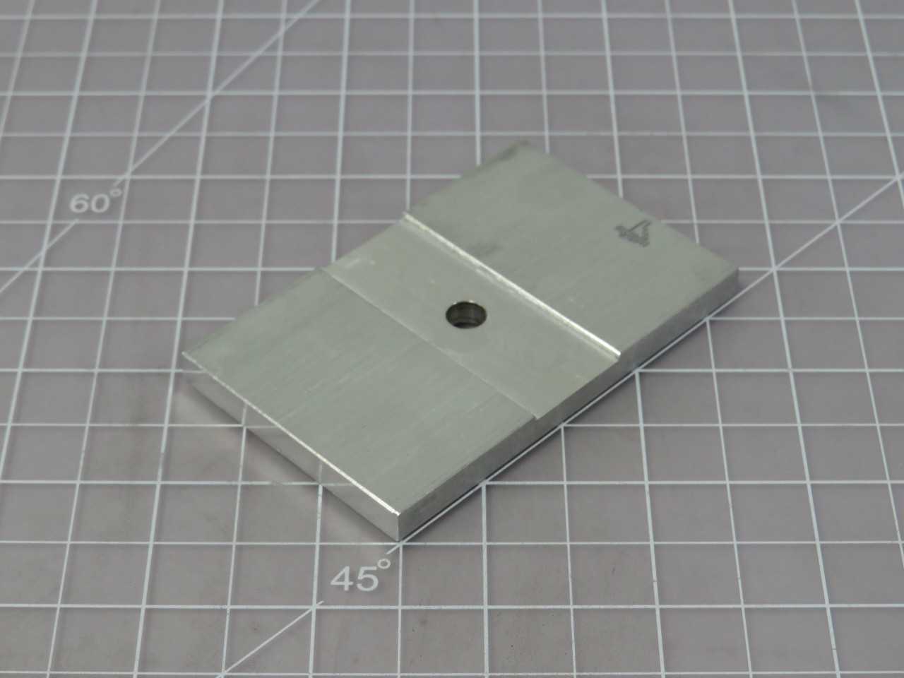 LOT OF 200 HM-001508-000 CLAMP SUPPORT PLATE T192053 - PLATE & STRUCTURAL EQUIPMENT