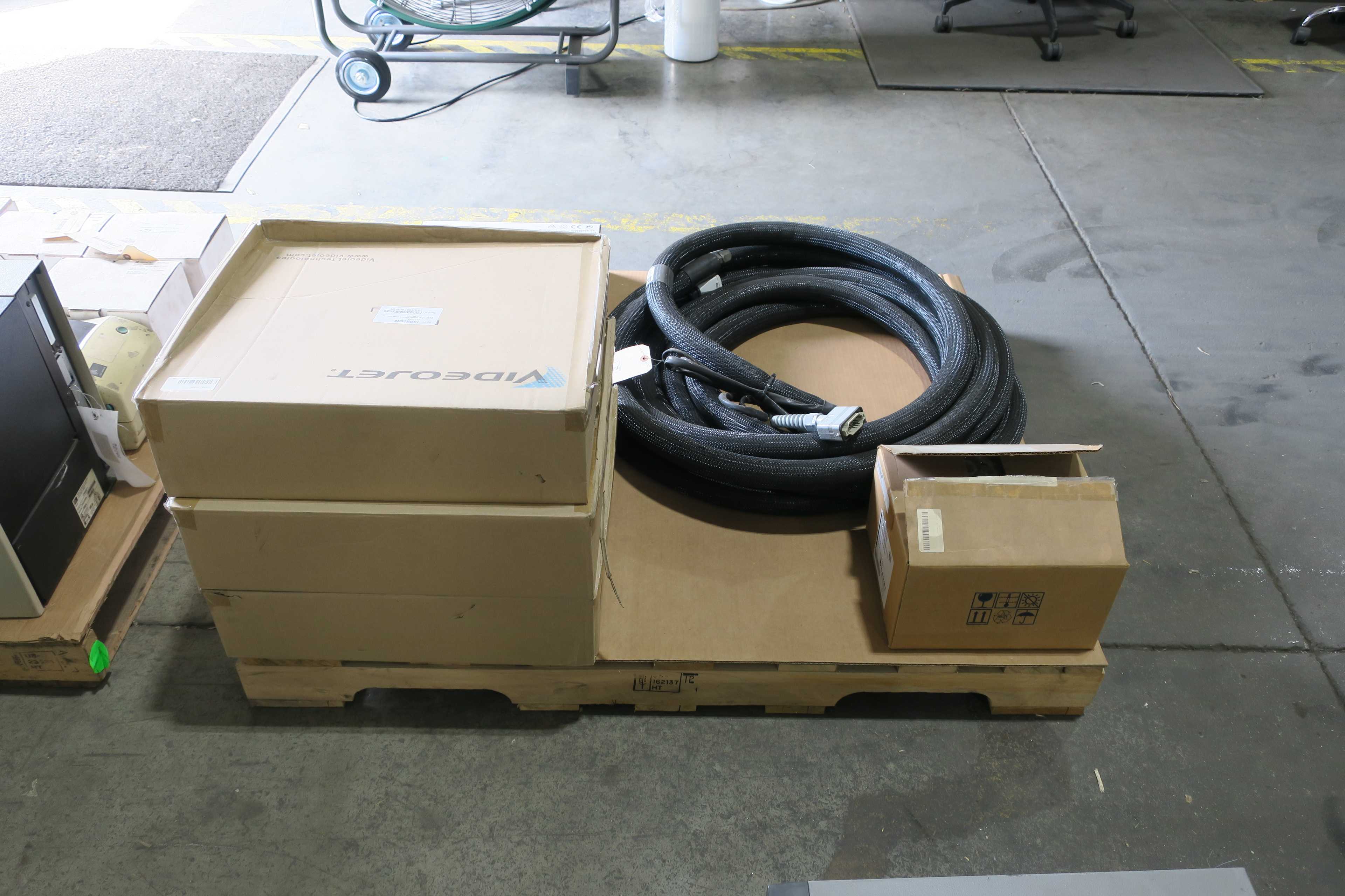 SKU 1777681 - 4 PALLETS OF ASSORTED PACKAGING AND LABELING - PACKAGING