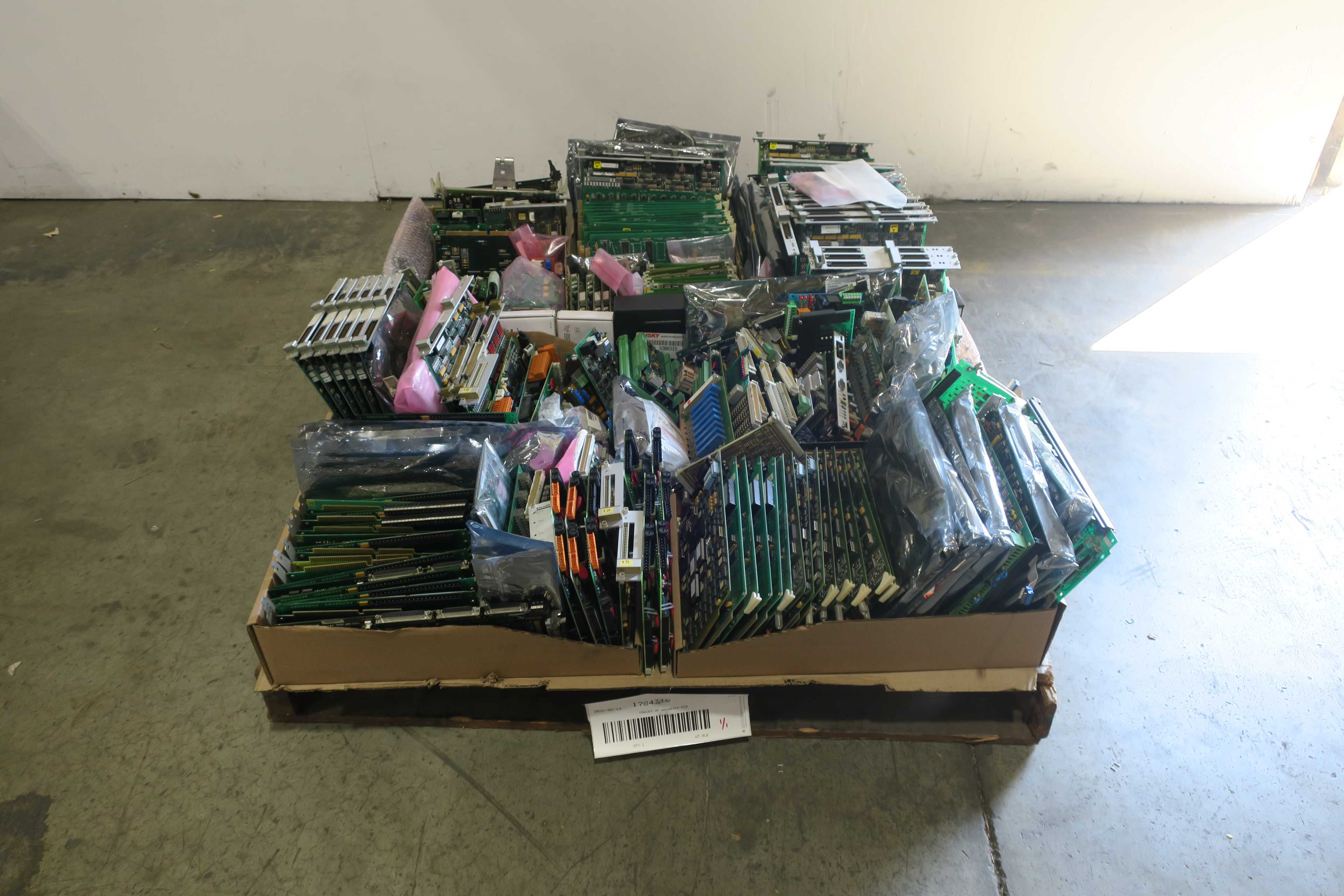 SKU 1784316 - PALLET OF ASSORTED PRINTED CIRCUIT BOARDS PCB - PCB CIRCUIT BOARDS