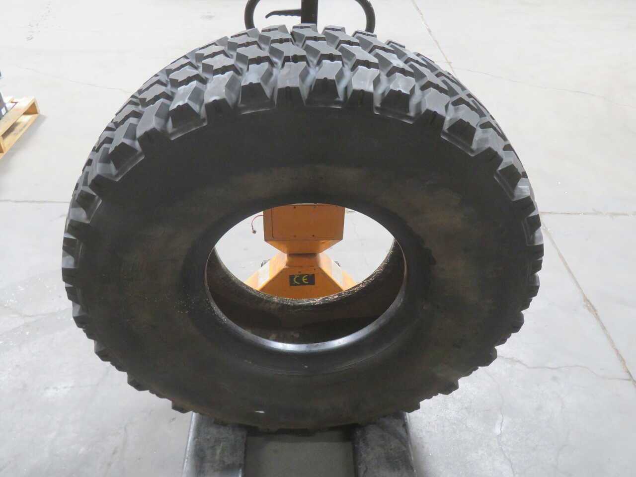 GOODYEAR 395/85R20 MV/T ULTRA-STRONG MILITARY VEHICLE TIRE T272377 - MISCELLANEOUS
