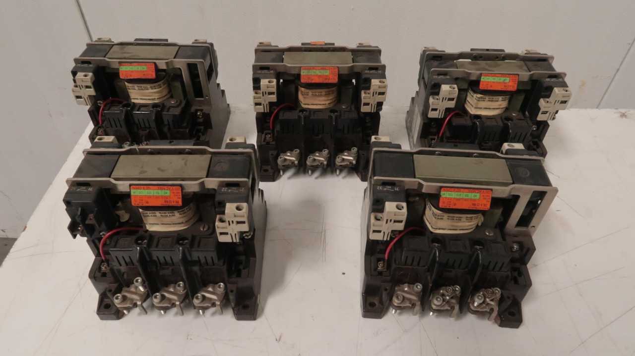 LOT OF 5 KLOCKNER-MOELLER DIL 4-22-NA CONTACTORS 100 HP T159077 - DC CONTACTOR