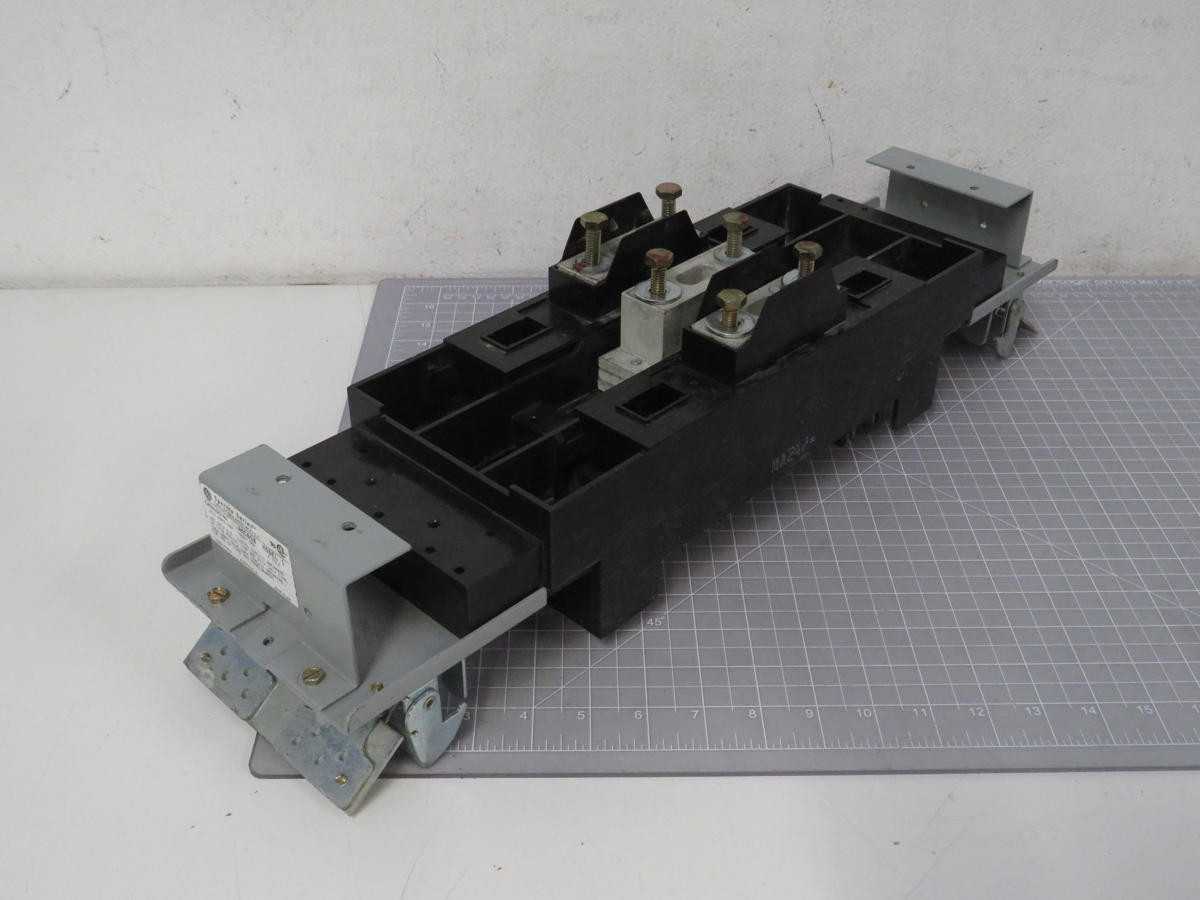 Allen Bradley AMC6GB Model 1 Circuit Breaker Module 1200A 600V 6 Pole T195450 - CIRCUIT BREAKERS