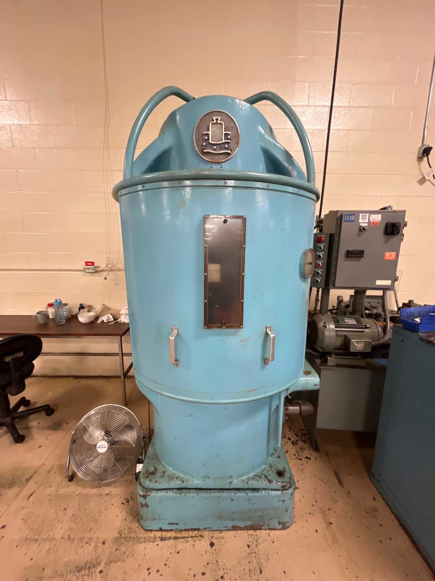 1957 Sack & Kiesselbach 1000TO Hydraulic Press - 480V Three Phase Power - HYDRAULIC PRESSES