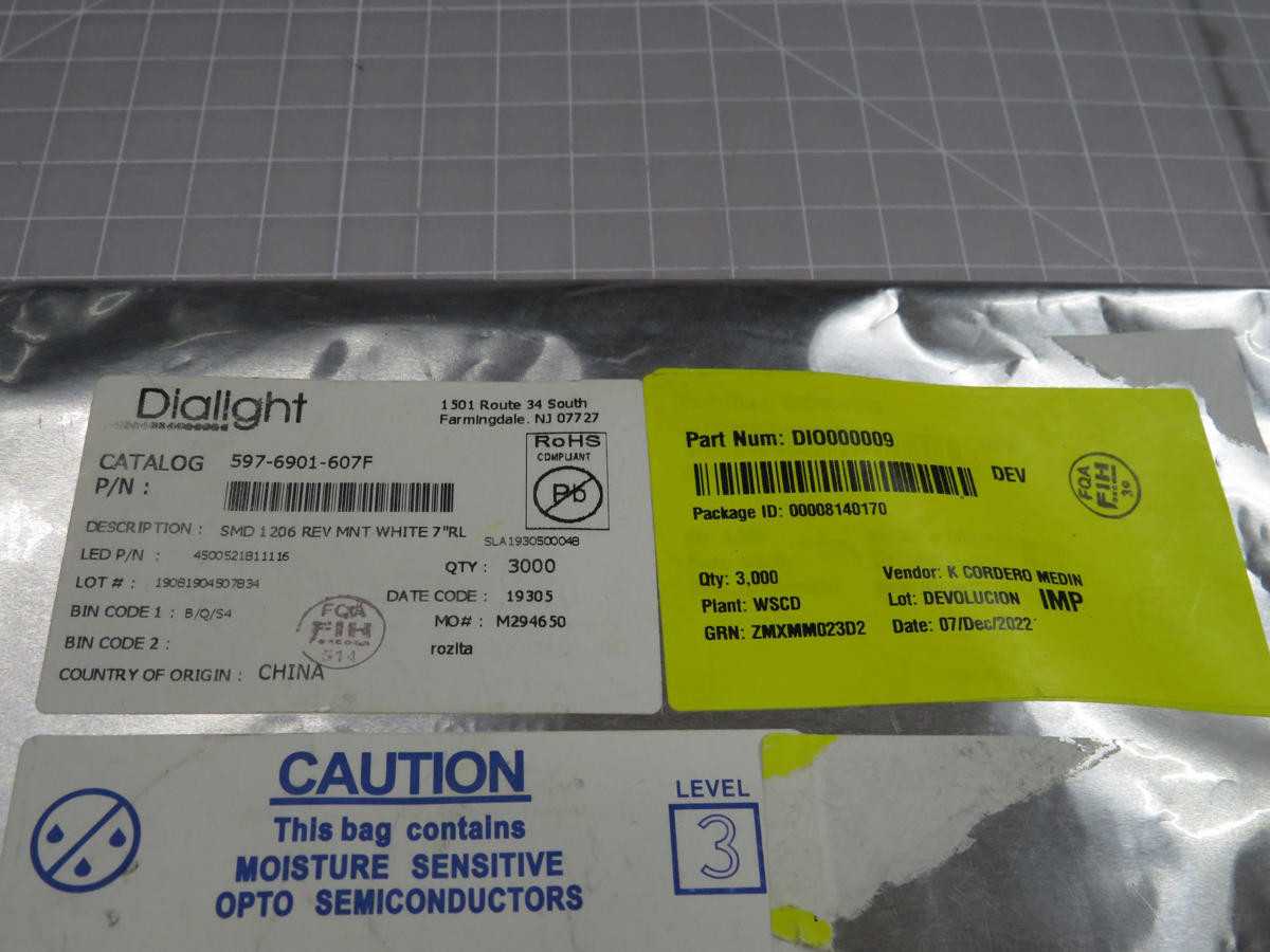 LOT OF 3000 DIALIGHT 597-6901-607F WHITE LED INDICATION T204970 - LIGHTING