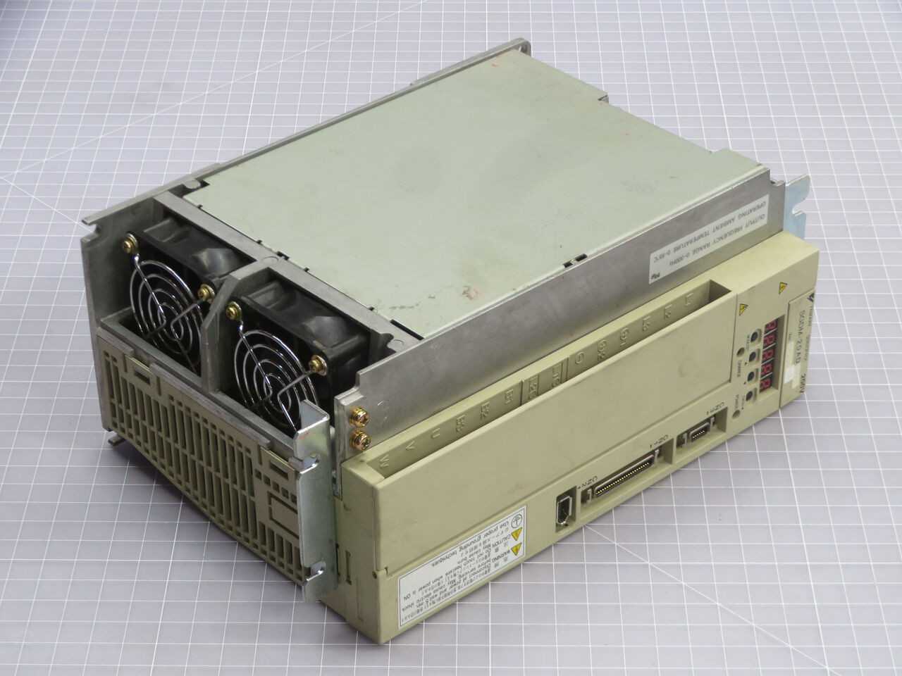 YASKAWA SGDM-20AD-RY1 SERVOPACK SERVO DRIVE T245591 - SERVO