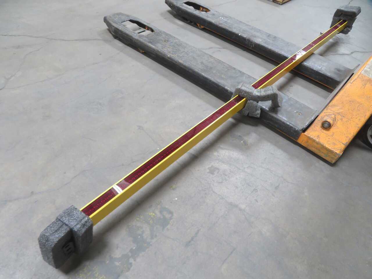 STI MS46-30-2095-Q1-X 70157-1024 LIGHT CURTAIN TRANSMITTER - PLANT & FACILITY
