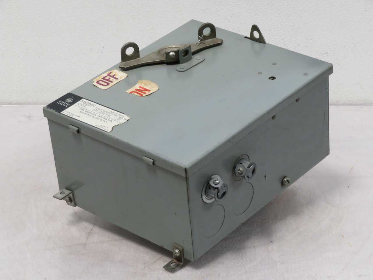 GE DE42IR FLEX-A-PLUG 30 AMP 3 PH T187723 - DISCONNECT SWITCHES