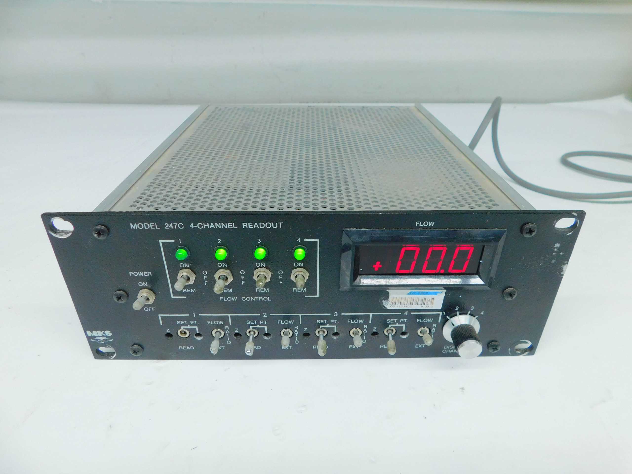 MKS 247C 4 CH.POWER SUPPLY/READOUT - OPERATOR CONTROLS