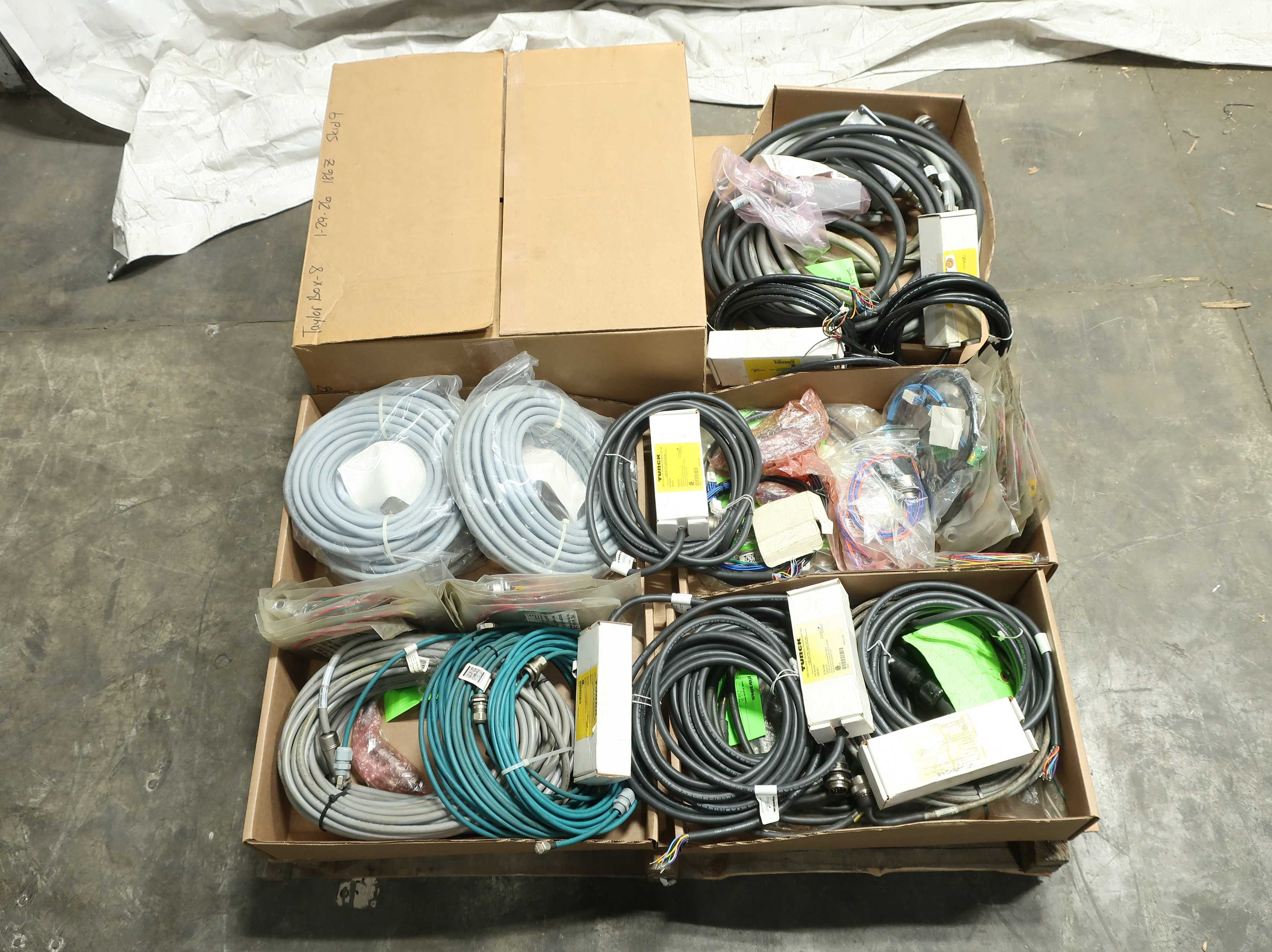 PALLET OF ASSORTED CORDSETS - CORDSET CABLES