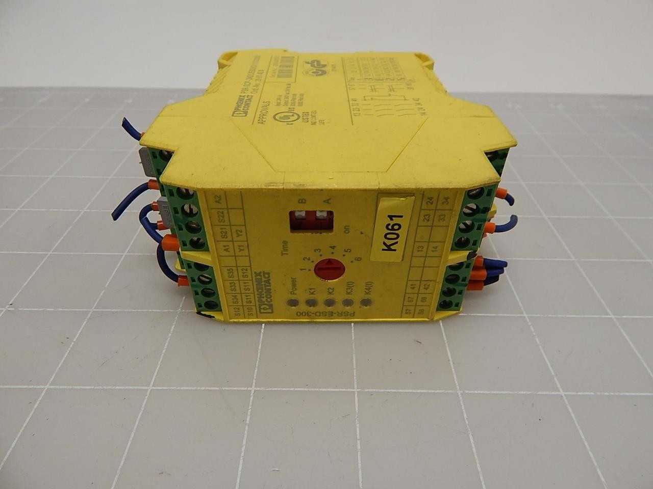 PHOENIX CONTACT PSR-SCP-24DC/ESD/5X1/1X2/300 29 81 42 8 SAFETY RELAY T61947 - SAFETY RELAY
