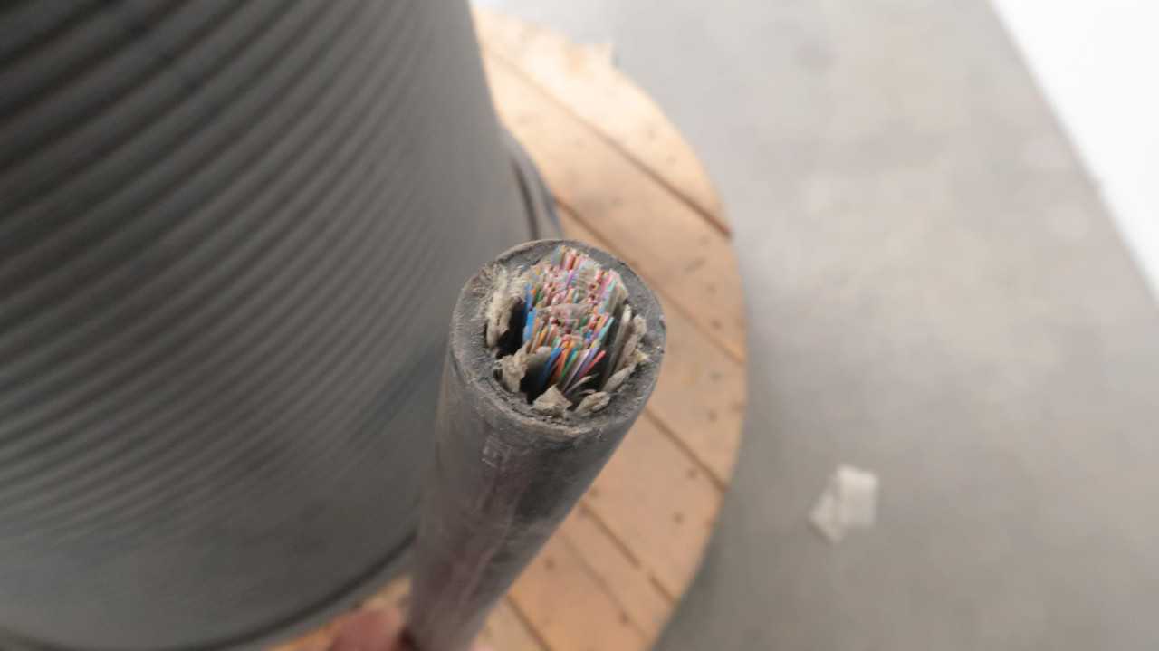 TE CONNECTIVITY 12985-9700684 SINGLE MODE OPTICAL FIBER CABLE 288 FIBER SME XB REDUCED BEND 1786 FT - FIBER OPTIC CABLE