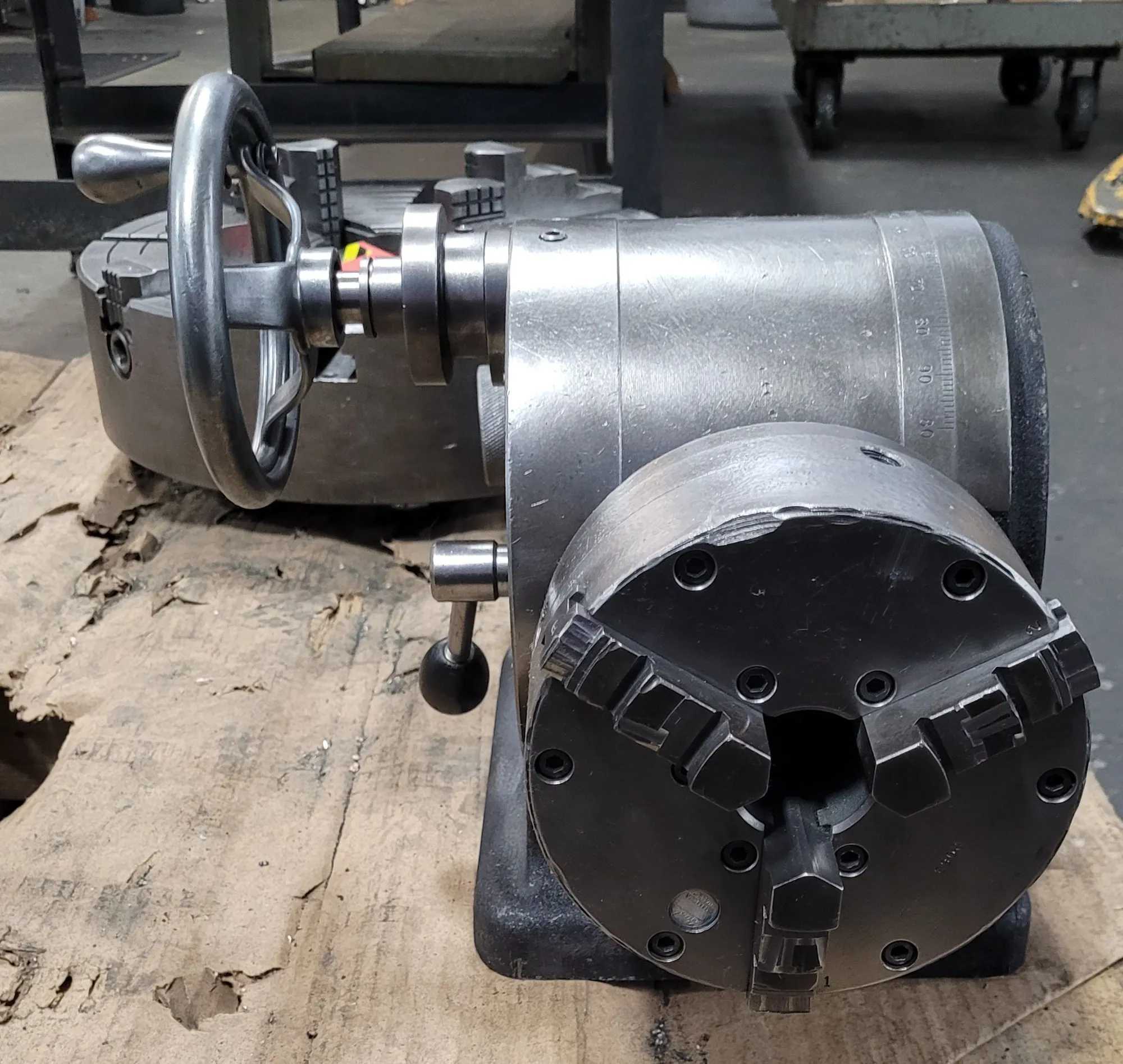 LW Chuck Co. Universal Dividing Head And Tailstock - MACHINING ACCESSORIES & TOOLING
