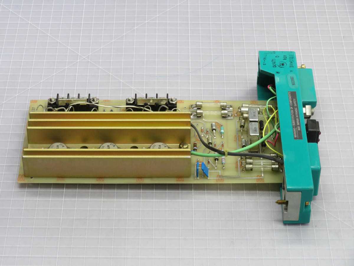 FOXBORO 2AX+DP10-FGB POWER SUPPLY AND DISTRIBUTION BOARD T230934 - POWER SUPPLIES