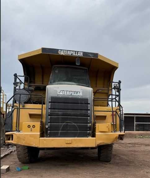 2010 Caterpillar 770 Off-Road Truck, C15 Engine, 381 kW Power, 38.2 t Weight - OFF-ROAD TRUCKS