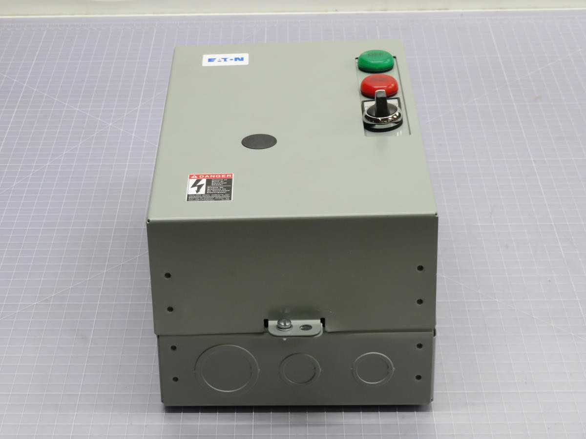 EATON ECC03C1ABA - S3P23P25 LIGHTING CONTACTOR (C30CM) T214760 - CONTACTORS