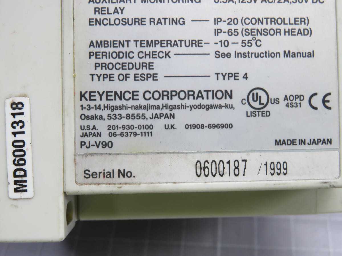 KEYENCE PJ-V90 PHOTOELECTRIC SENSOR BASE CONTROLLER
 T231325 - SENSORS