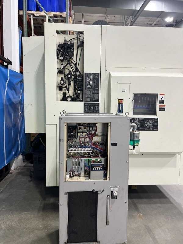 Used 2008 Makino E33 Vertical Machining Center | 40,000 RPM, 20 HP, 33.5 x 19.7 Table - VERTICAL MACHINING CENTERS