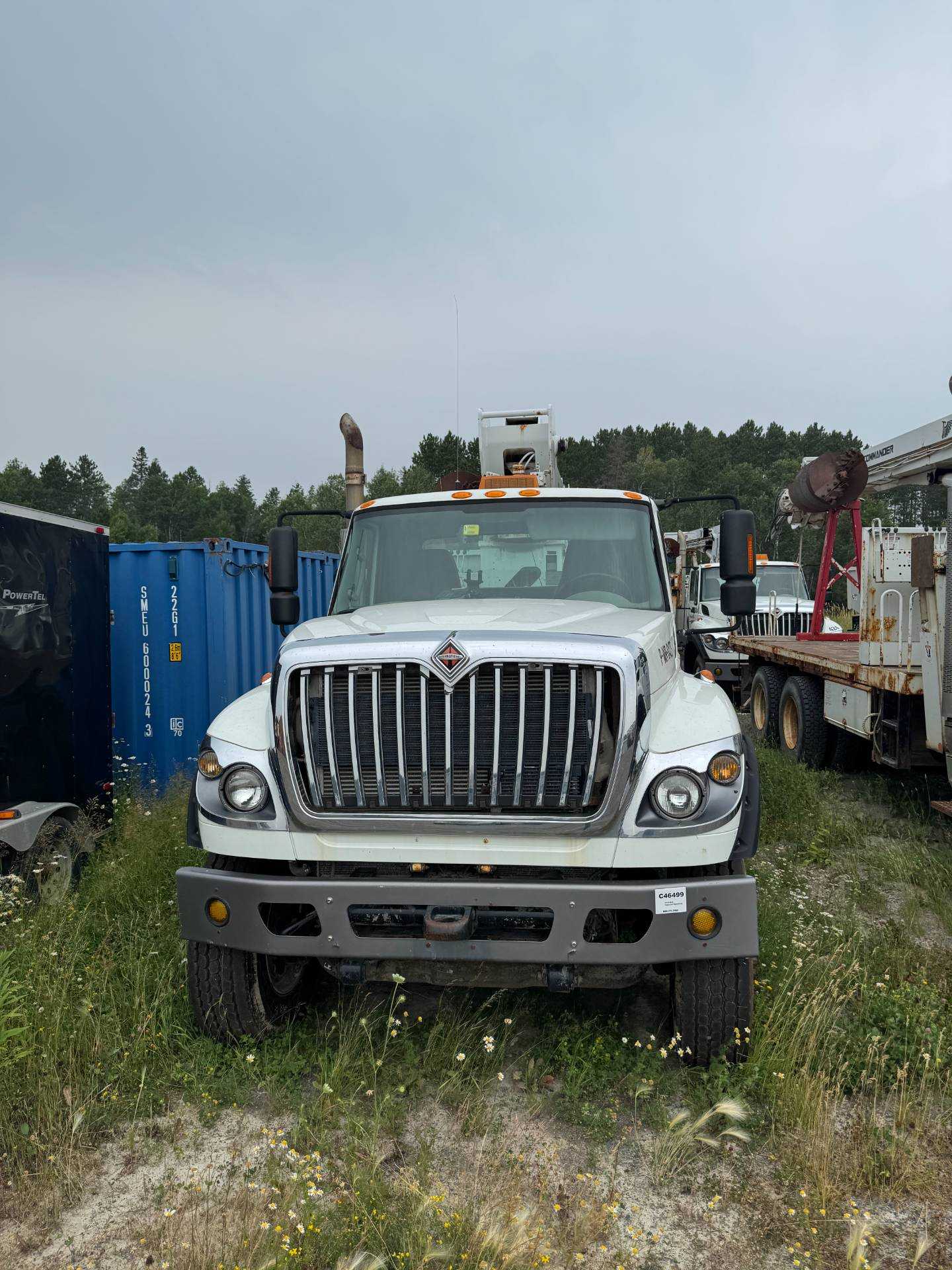 2015 International SF567 RBD Truck - 6X4 Terex Commander 5050 Digger Derrick - SERVICE TRUCKS