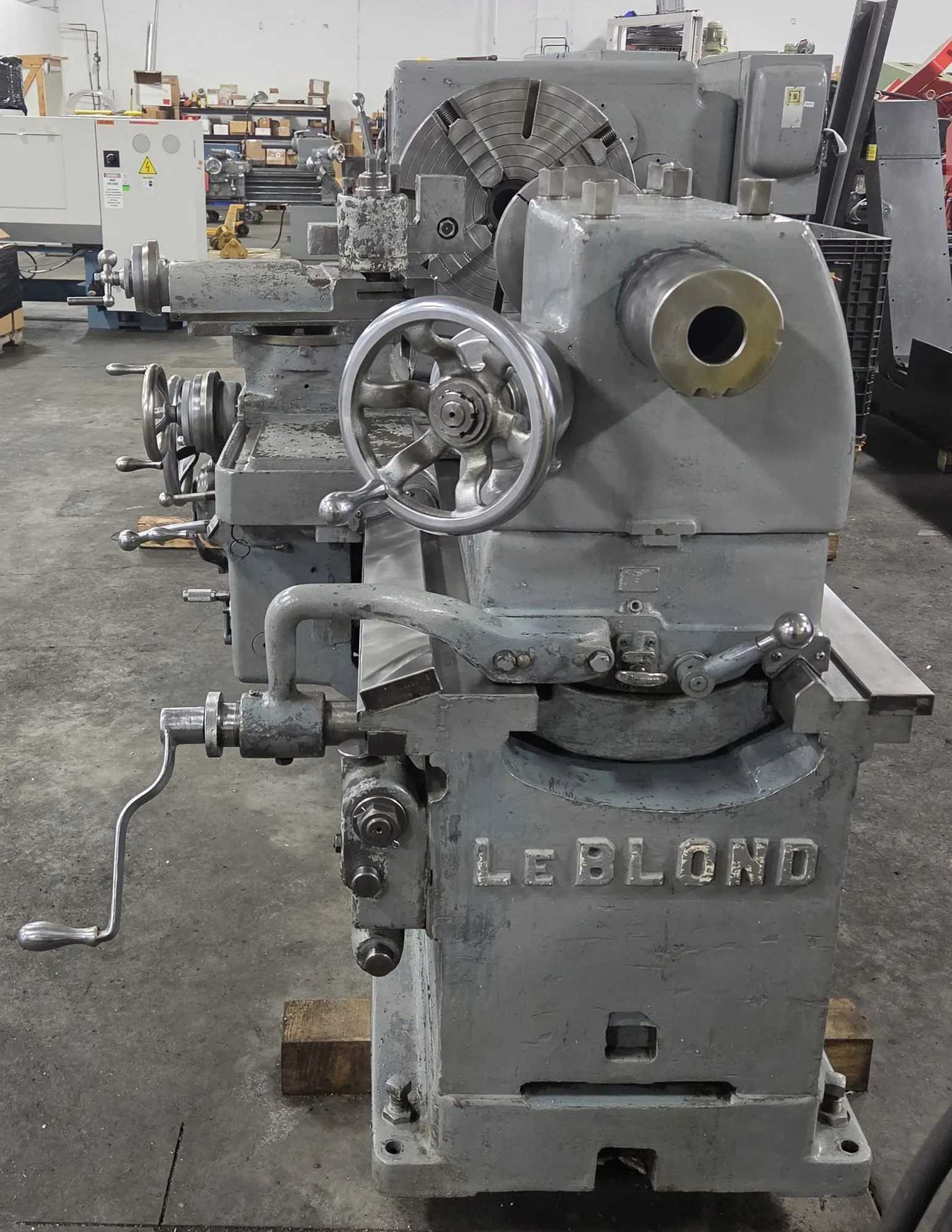32" X 48" Leblond 32 Heavy Duty Standard Engine Lathe, 30 HP, 1800 RPM, 24" Chuck - MANUAL LATHES