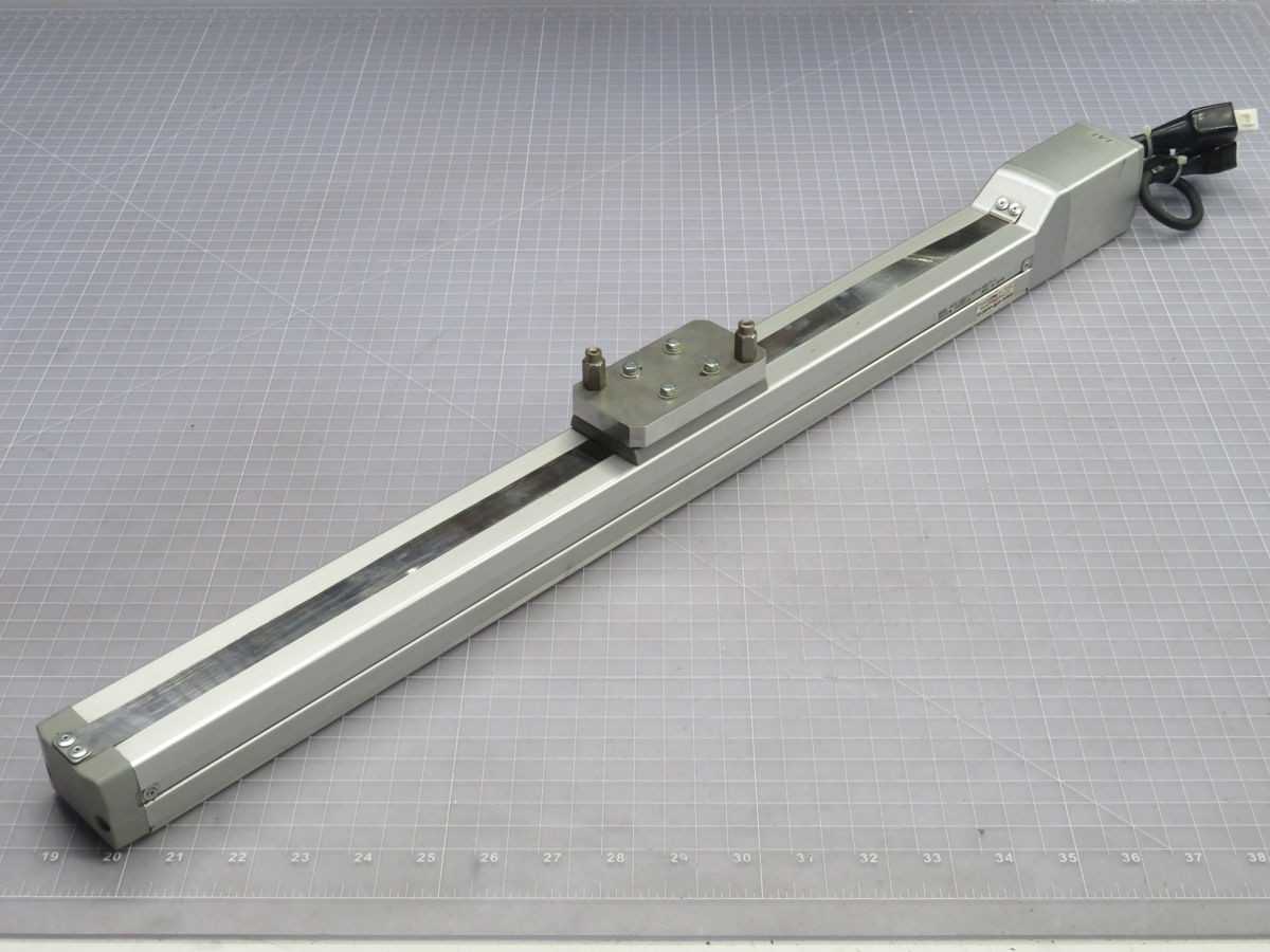 IAI RCP2-SA5C-I-42P-6-500-P1-S-NM ACTUATORS T247966 - SERVO