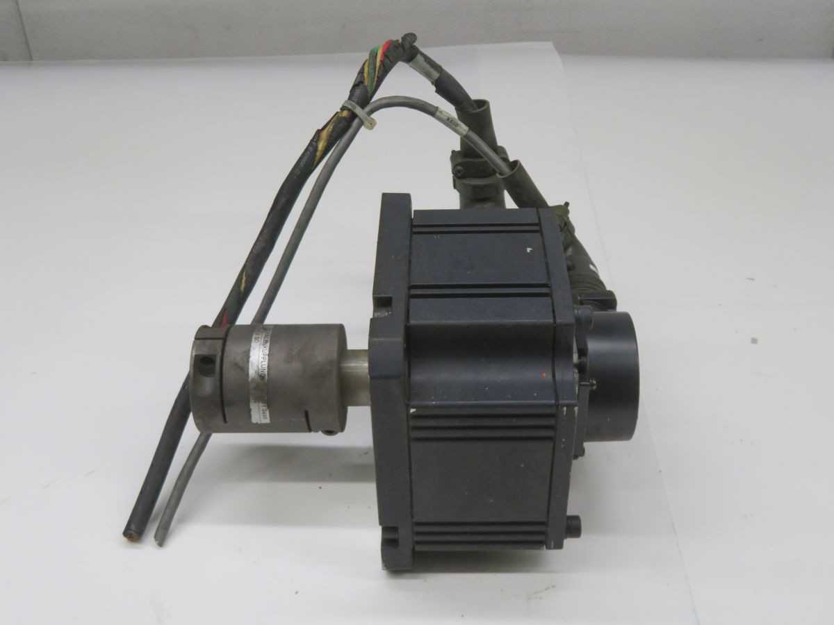 SERVO MOTOR T249549 - SERVO MOTORS