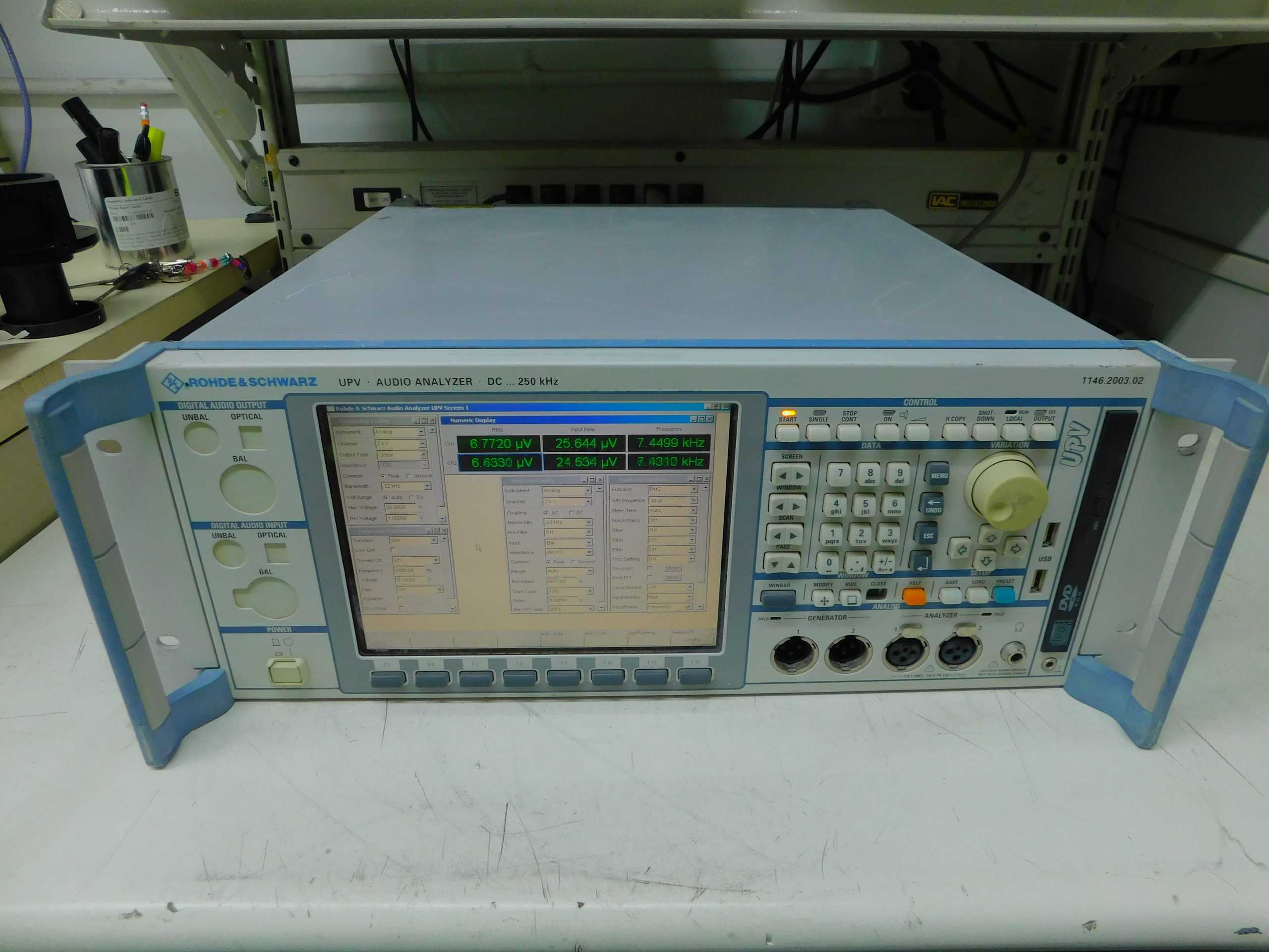 ROHDE & SCHWARZ UPV AUDIO ANALYZER DC..250 KHZ, OPTION K4,B1,B3,U2 - ANALYZER