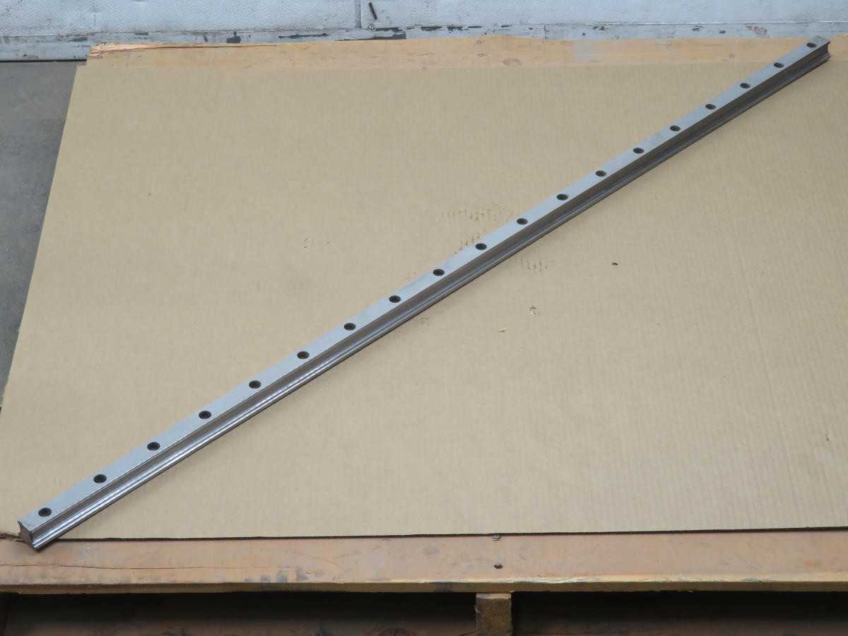 521H35A+1500.0Y=30.0 LINEAR BALL BEARING SLIDE GUIDE RAIL T216221 - LINEAR GUIDE