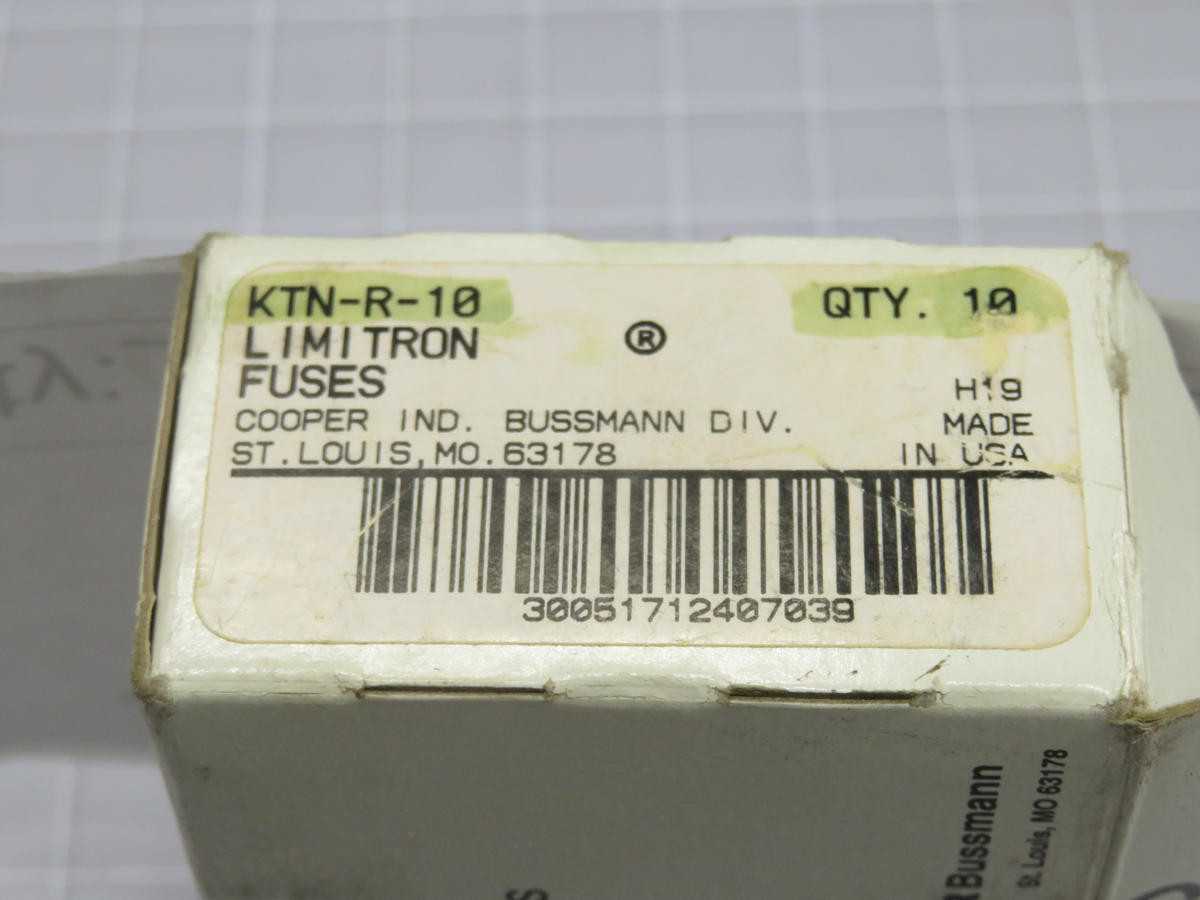 LOT OF 10 BUSSMAN KTN-R-10 FUSE T223410 - FUSES