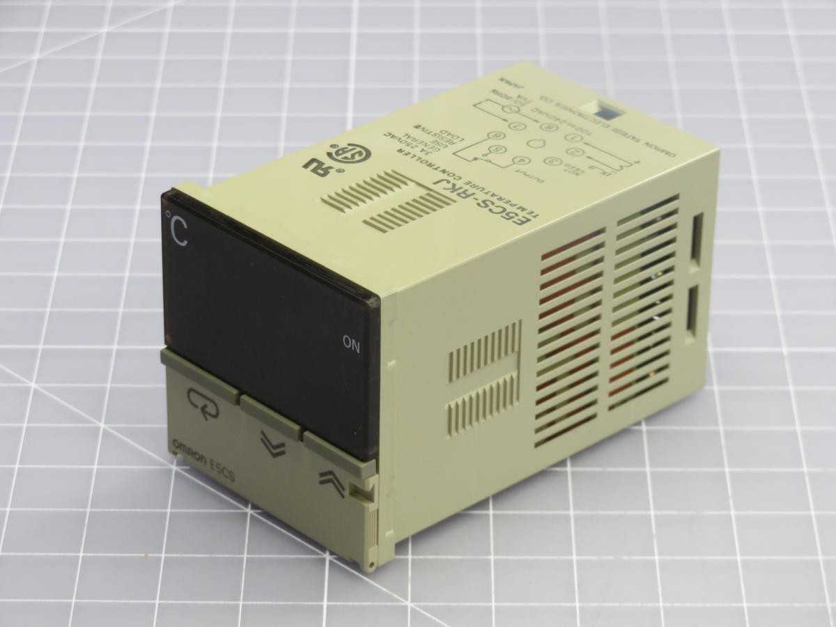 OMRON E5CS-RKJ TEMPERATURE CONTROLLER T240439 - MISCELLANEOUS