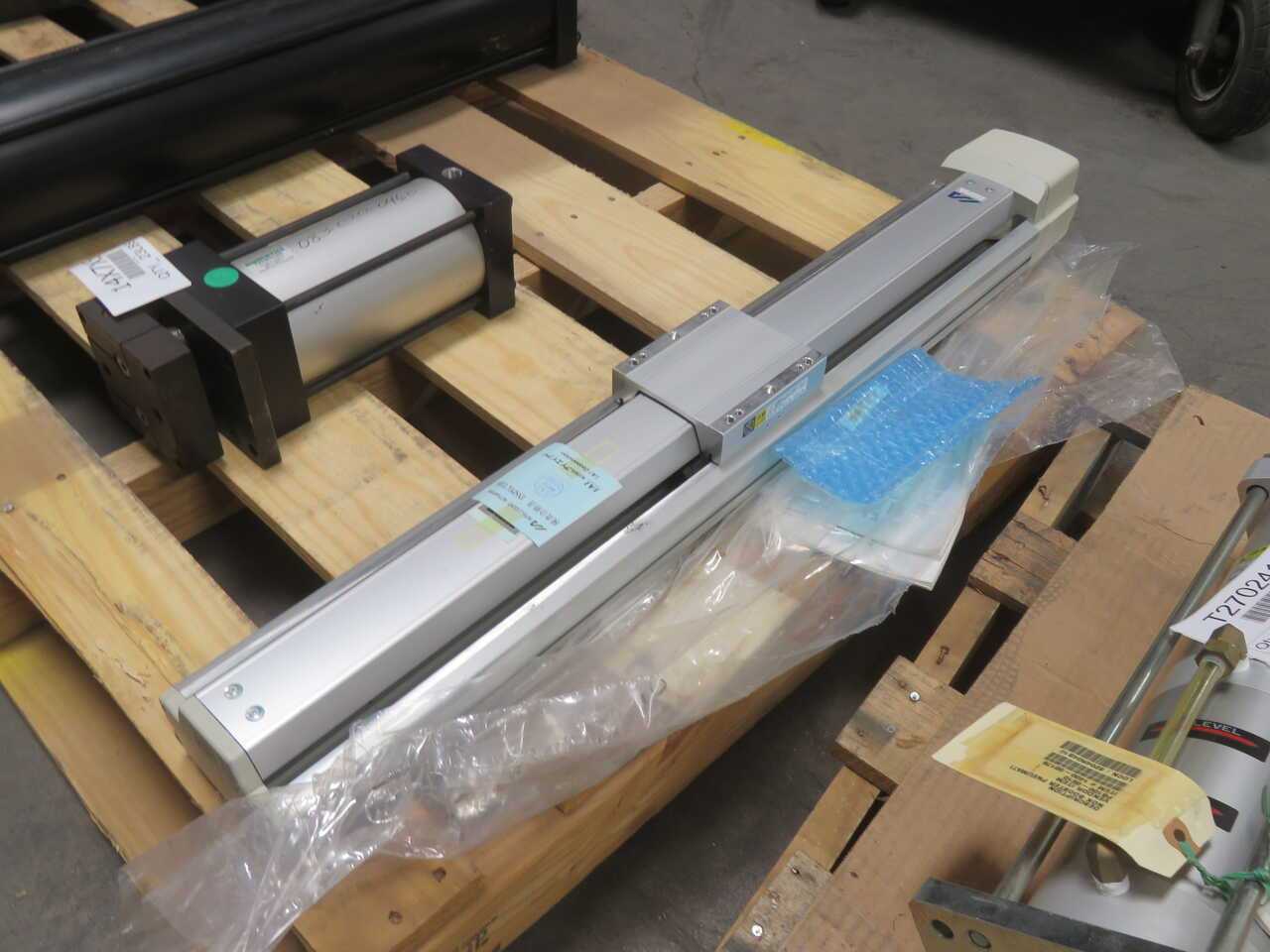 IAI ISPA-MYM-I-200-20-600-T1-N-AQ ROBO GUIDED SLIDE CYLINDER T270243 - SERVO