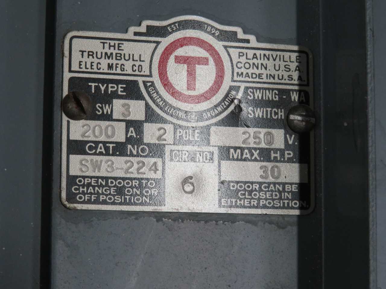 THE TRUMBULL ELEC SW3-224 SW3 SWING SWITCH 200 A 250 V 30 HP T185005 - DISCONNECT SWITCHES