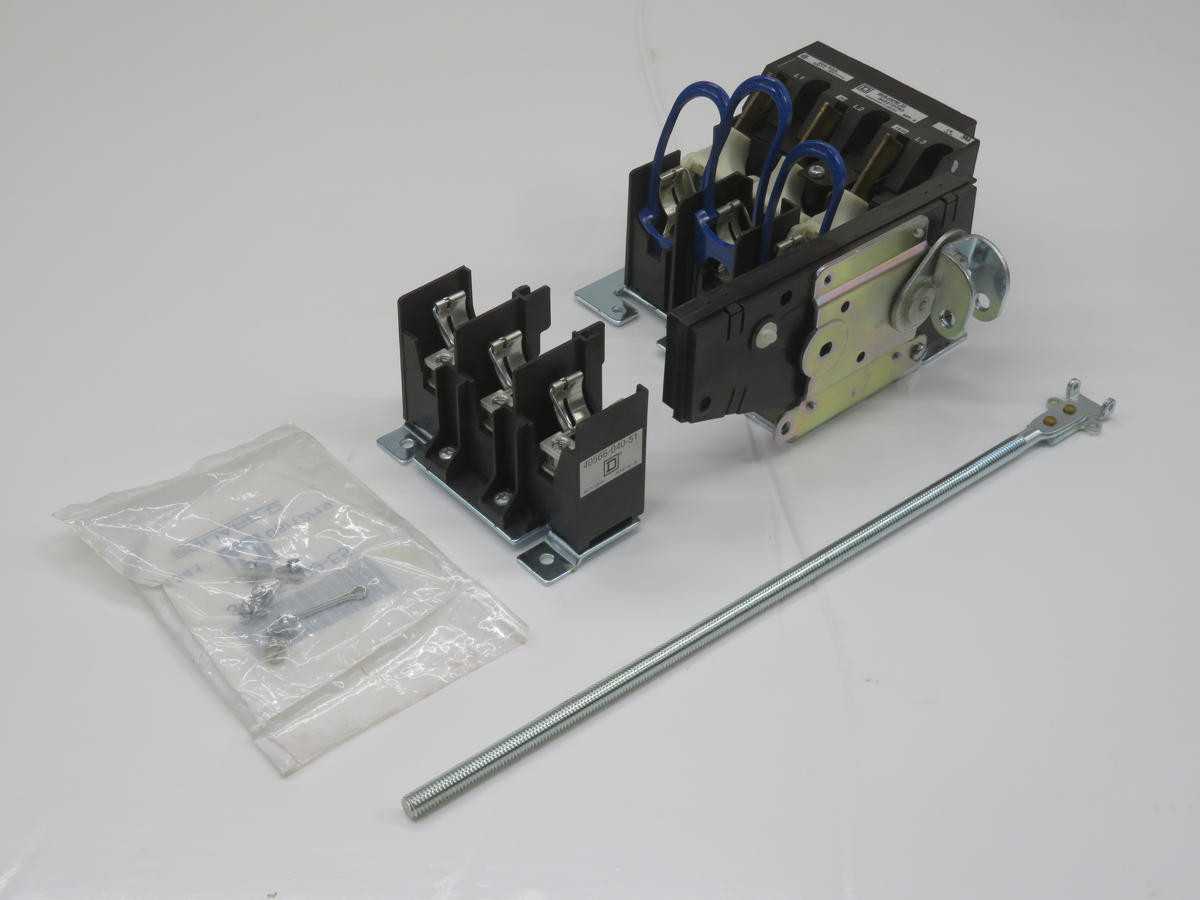 SQUARE D 9422TDF63 FLANGE MOUNTED OPERATING MECHANISM/ACCESSORY DISCONNECT SWITCH T225185 - DISCONNECT SWITCHES