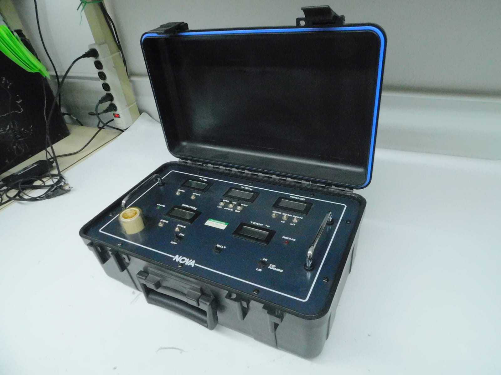 NOVA 376TK PORTABLE FLUE GAS ANALYZER M7679 - GAS ANALYZER