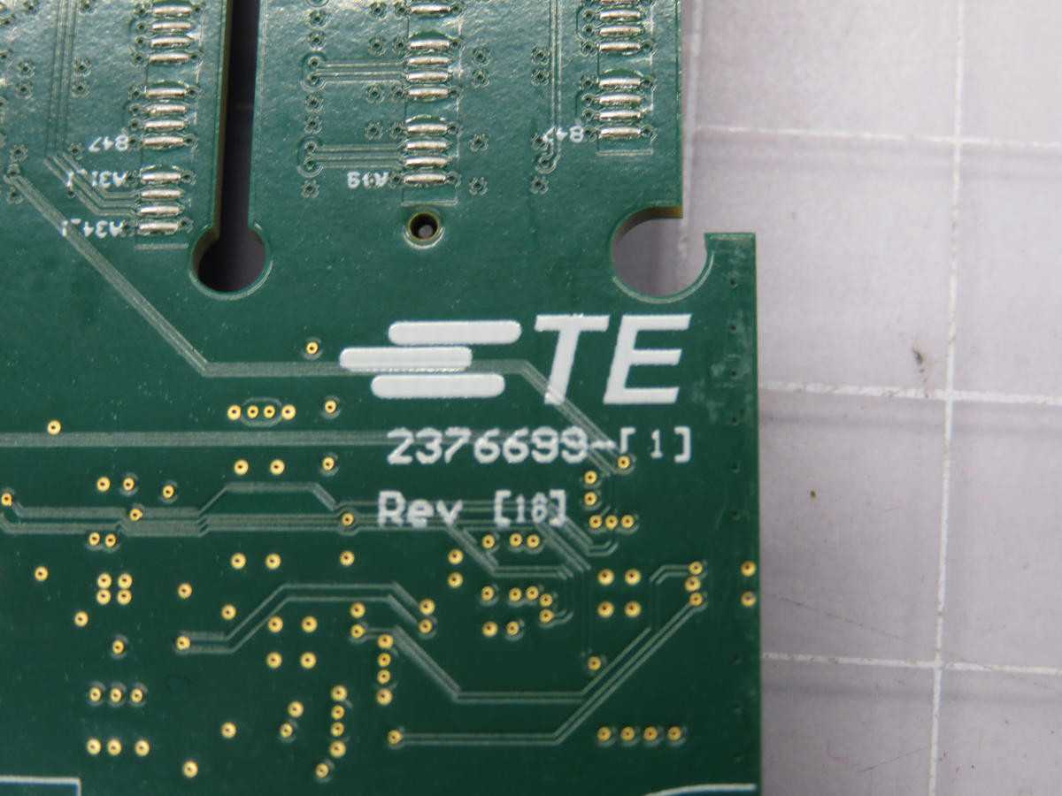 LOT OF 130 TE 2376699-1 HARD DRIVE BACKPLANE T216262 - PCB CIRCUIT BOARDS