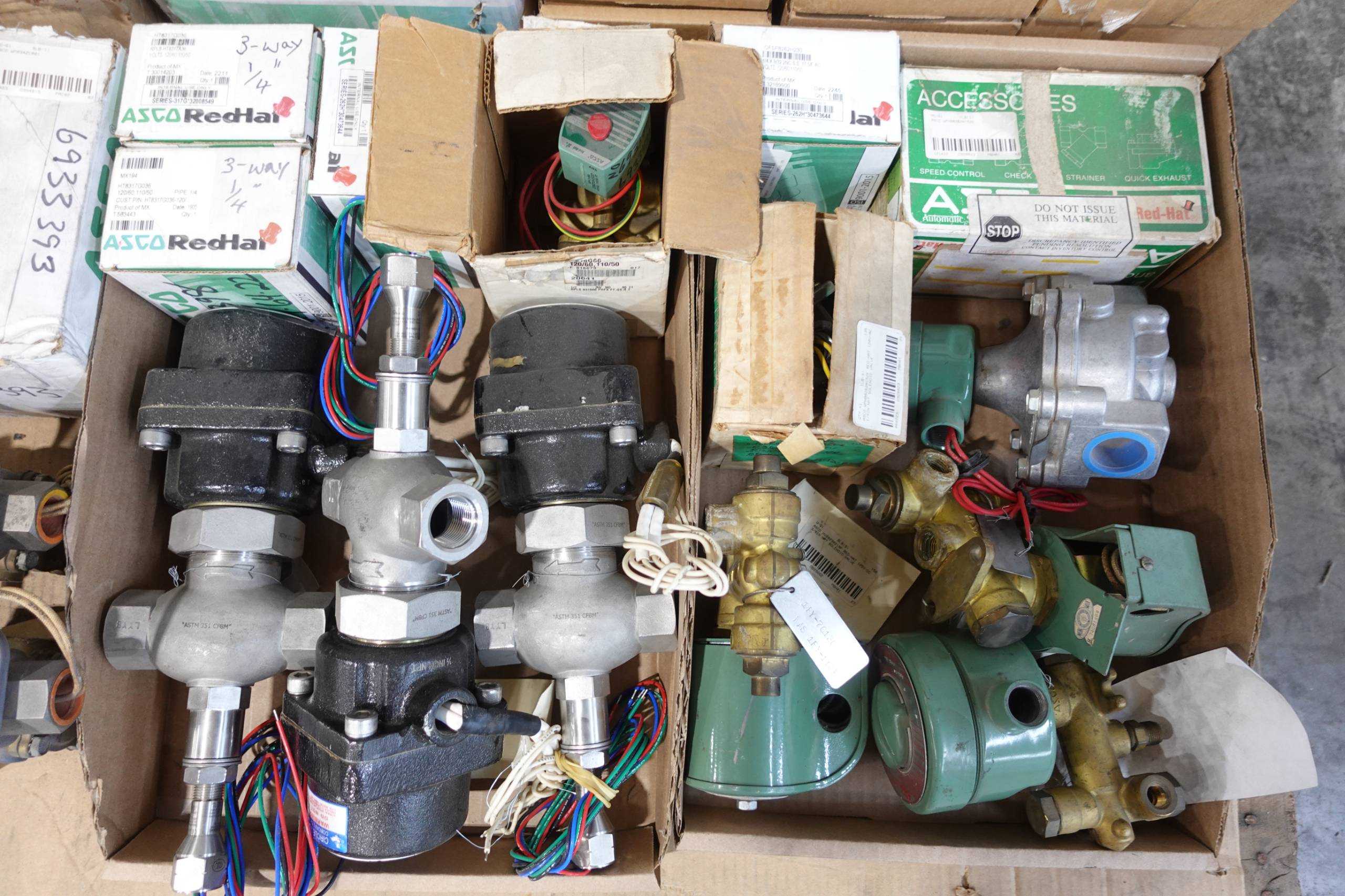 SKU 1770373 - 2 PALLETS OF ASSORTED SOLENOID VALVES - SOLENOID VALVE