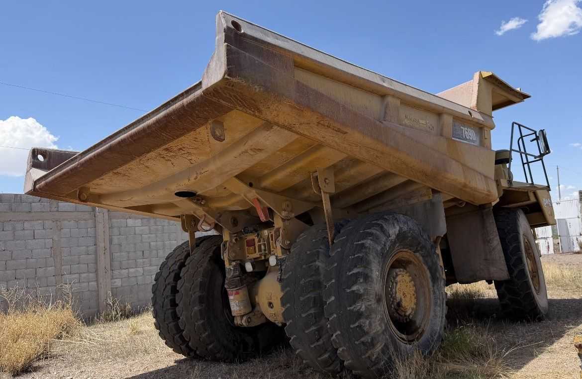 2002 Caterpillar 769D Off-Road Truck With 518 HP Engine And 40t Capacity - OFF-ROAD TRUCKS