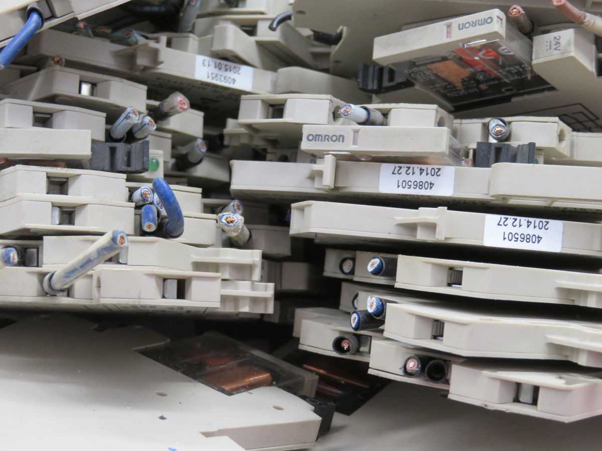 LOT OF 70 OMRON G2RV-SL700 POWER RELAY T253969 - ELECTRICAL RELAYS