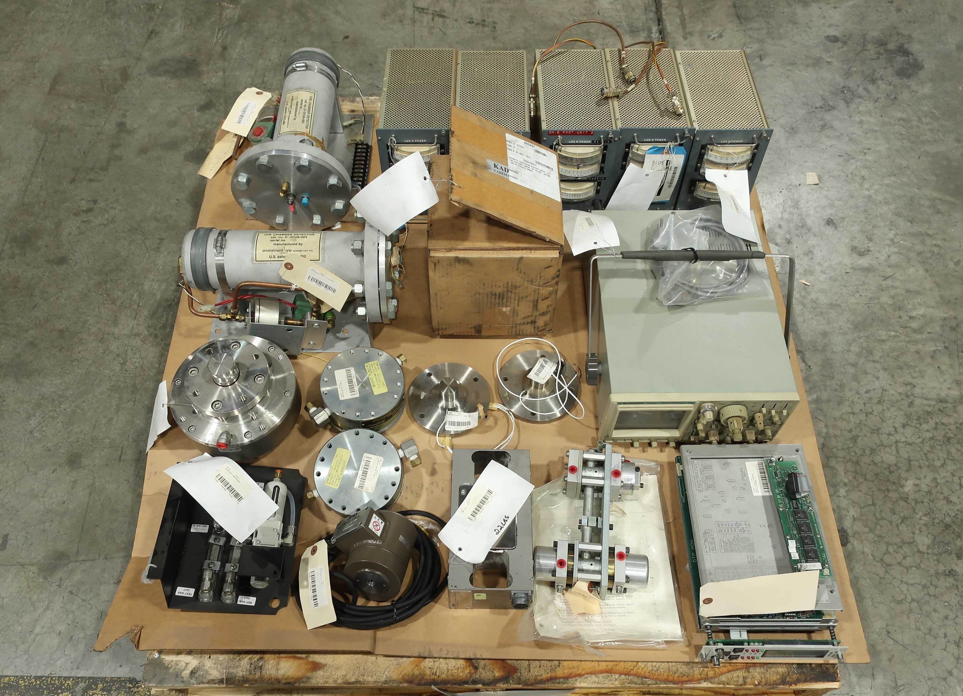 SKU 1787827 - PALLET OF ASSORTED ELECTRIC TEST EQUIPMENT - ELECTRICAL TESTING EQUIPMENT