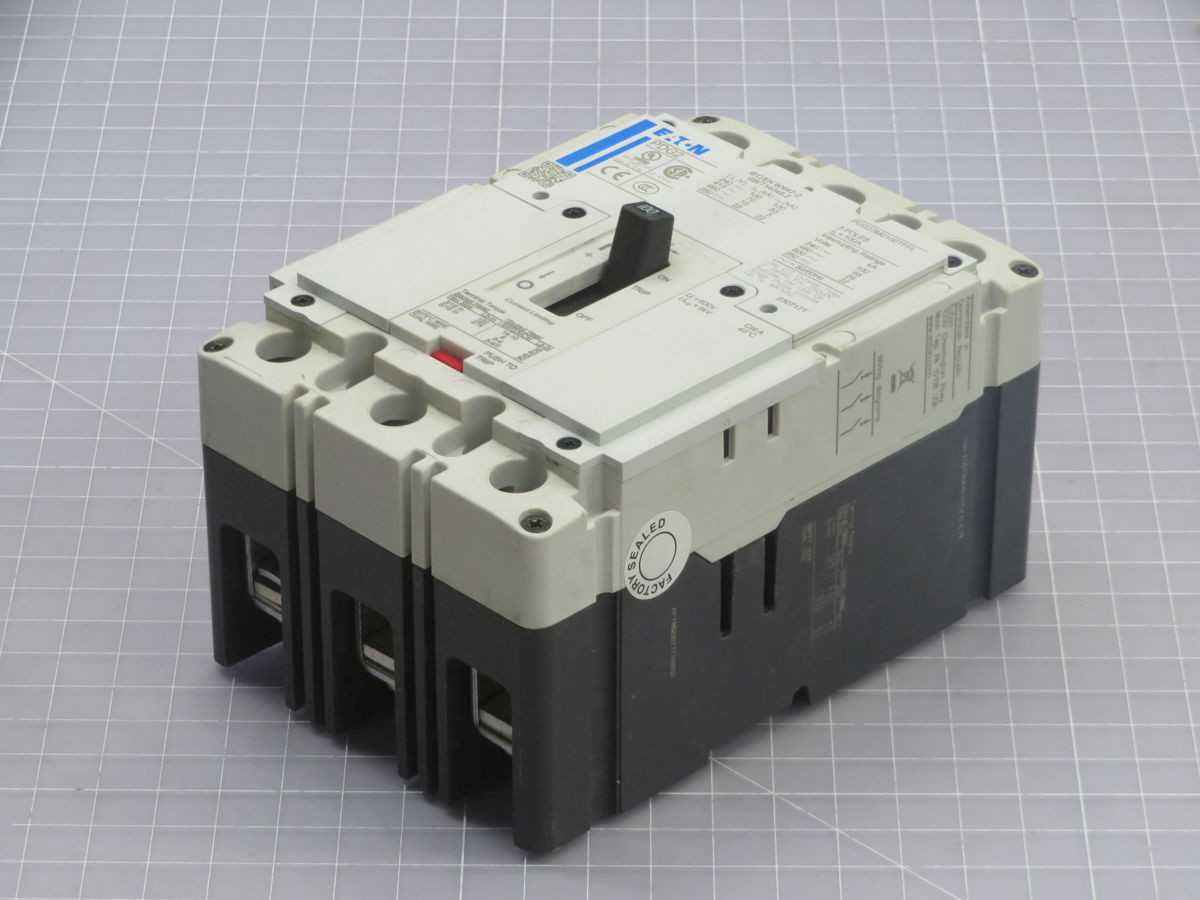 EATON PDG23M0100TFFL POWER DEFENSE MOLDED CASE CIRCUIT BREAKER T243819 - CIRCUIT BREAKERS