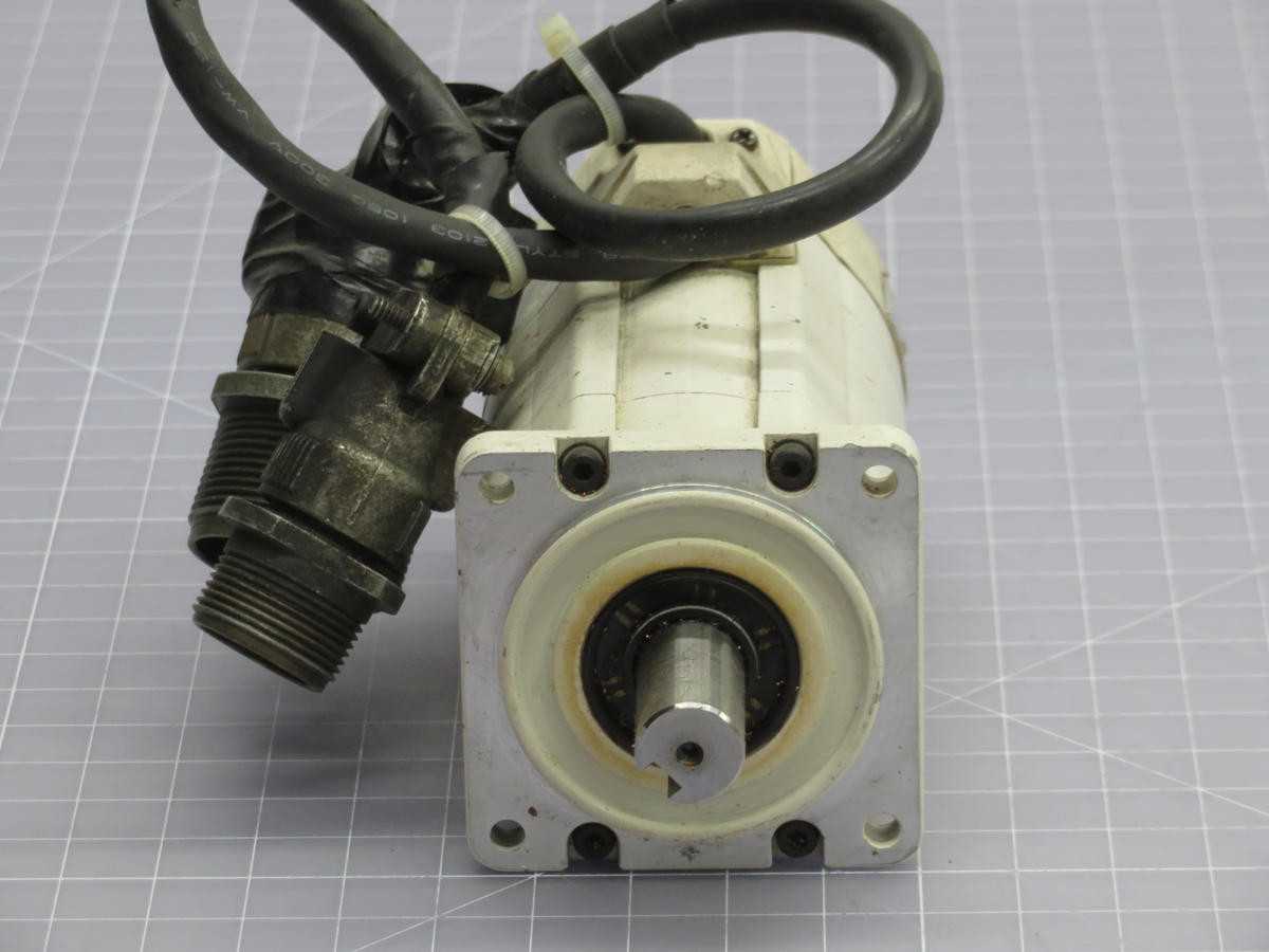 Panasonic MSMA042A1G AC Servo Motor T214723 - High Efficiency & Precision Performance - SERVO