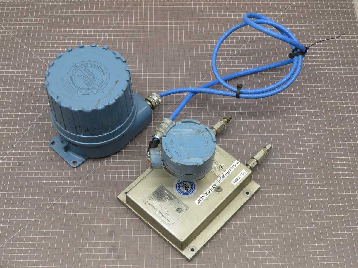 MICRO MOTION DS006S100SU MASS FLOW SENSOR T218372 - FLOW METER