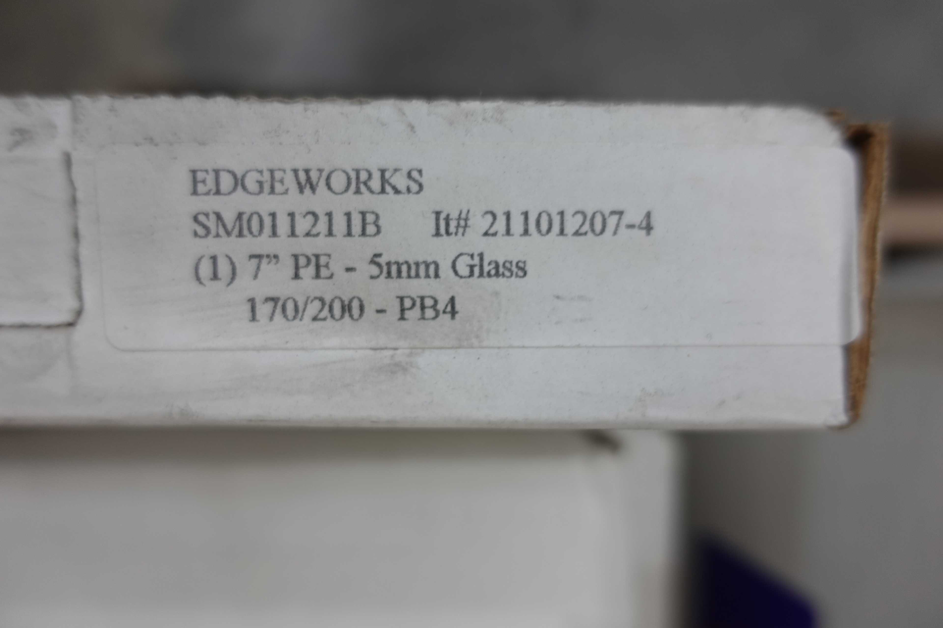 SKU 1766681 - PALLET OF ASSORTED EDGEWORKS SEAMERS - TOOLS