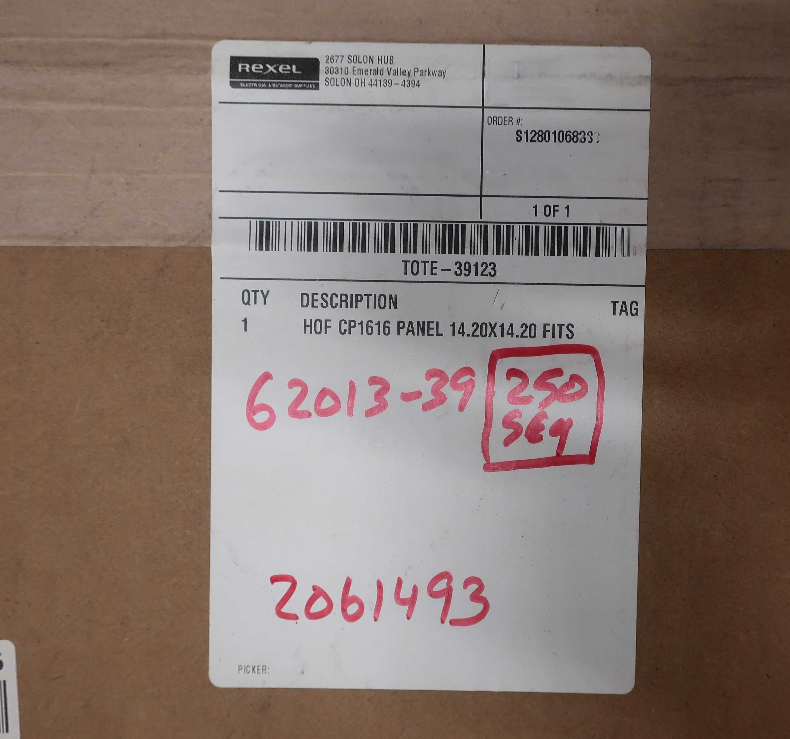 SKU 1771668 - 4 PALLETS OF ASSORTED CONDUIT - CONDUIT